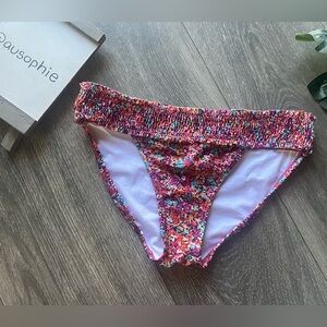 Pilyq smocked waistband floral bikini bottoms. Size M NWOT!